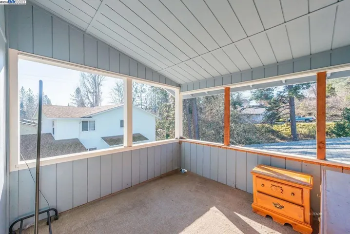 33 Kelso Ave, Weaverville, California 96093