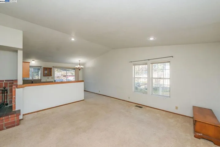 33 Kelso Ave, Weaverville, California 96093
