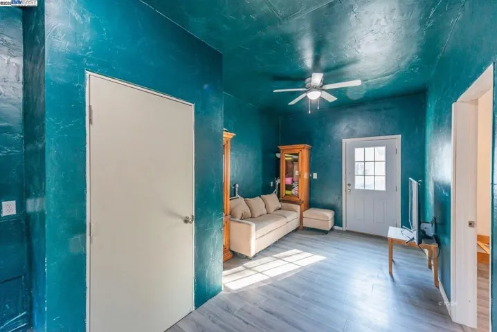 33 Kelso Ave, Weaverville, California 96093