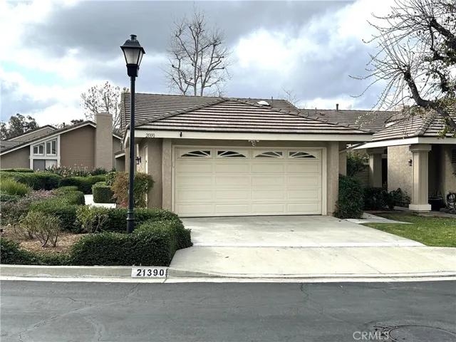 21390 Via Del Vaquero, Yorba Linda, California 92887