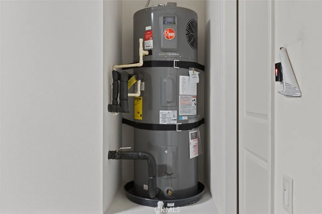 1218 Butterfly Way, Banning, California 92220 home-pic-14