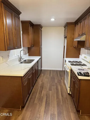 5117 jefferson sq kitchen