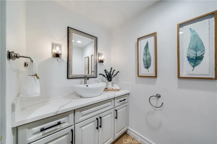 Remodeled ensuite bath #2