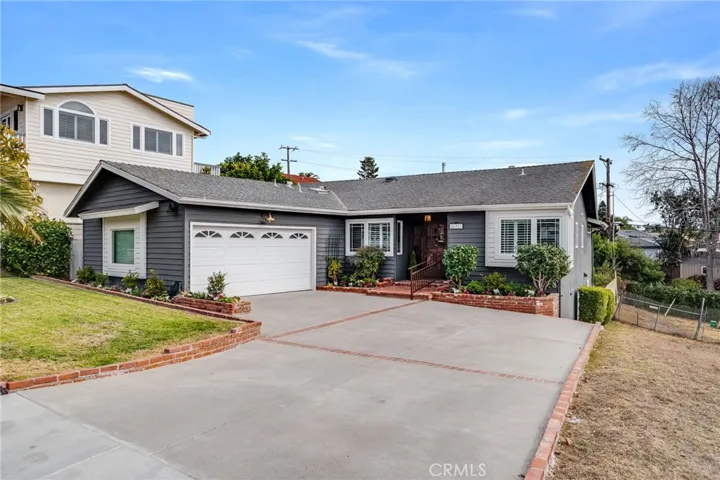 Fantastic curb appeal with large drive