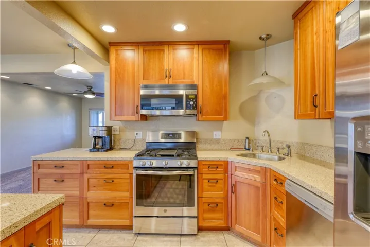 199 Del Norte Way, San Luis Obispo, California 93405