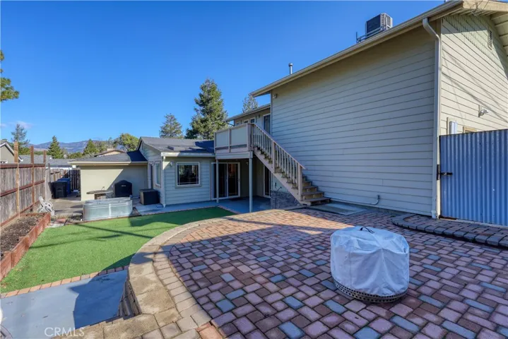 199 Del Norte Way, San Luis Obispo, California 93405