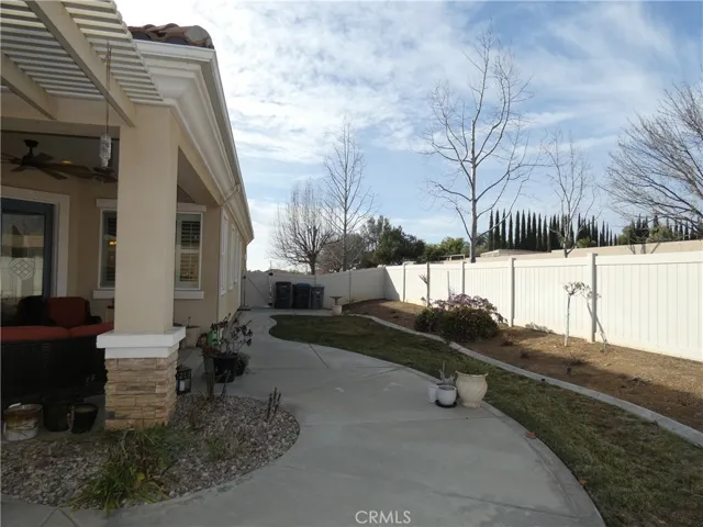 1776 Desert Almond Way, Beaumont, California 92223