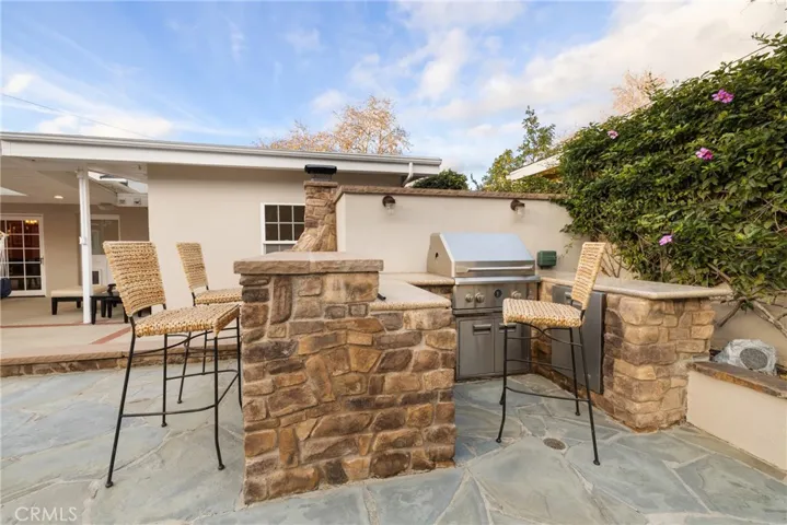 Built-In BBQ