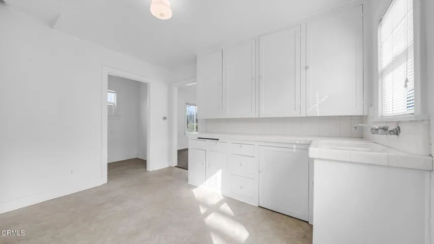 44-web-or-mls-RR_03647