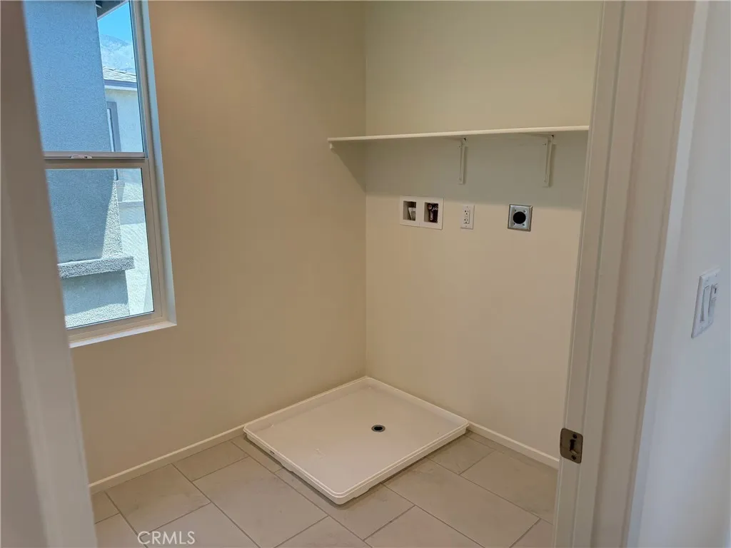 2246 Spring Meadow Court, San Bernardino, California 92346 home-pic-4