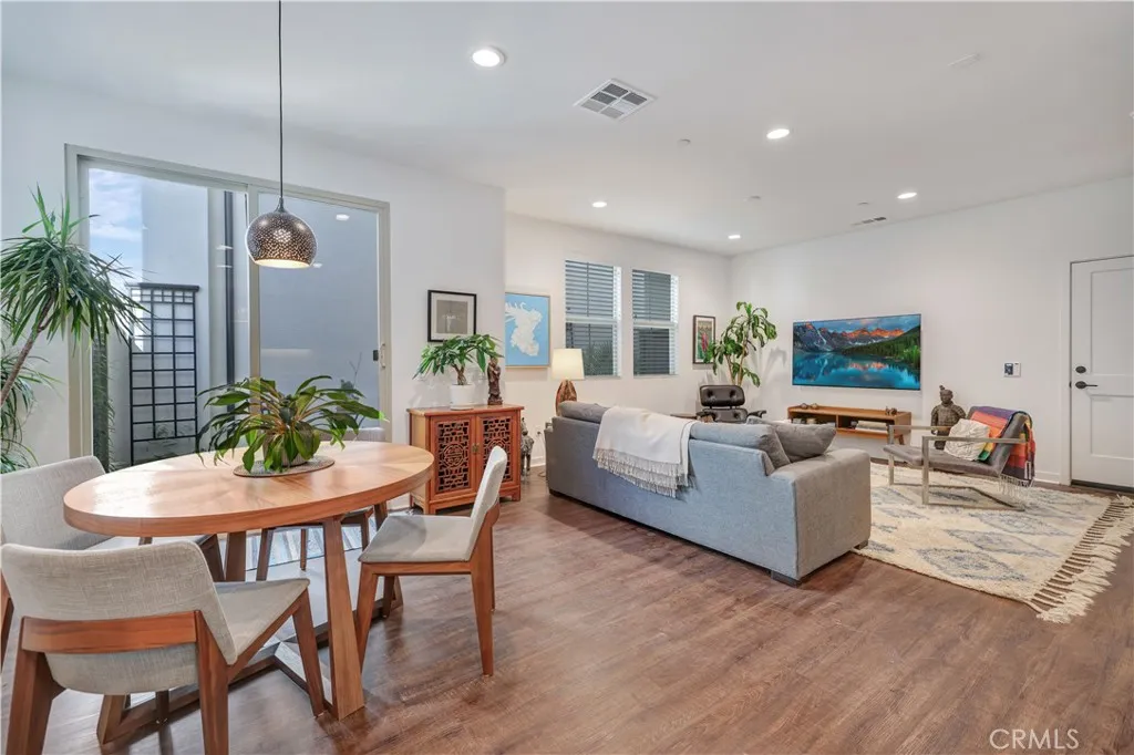 115 Fayette Court, Claremont, California 91711 home-pic-7