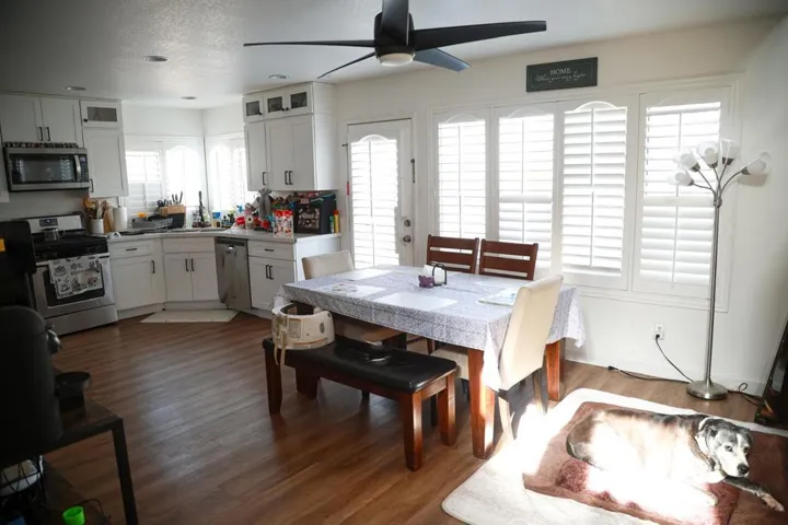 79646856-4c40-4e38-afc3-1e46dc1ed385