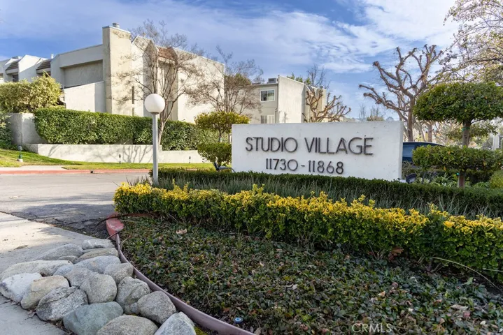 11744 Moorpark Street F, Studio City, California 91604