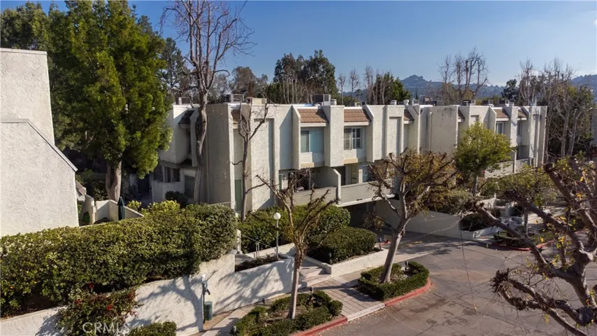 11744 Moorpark Street F, Studio City, California 91604