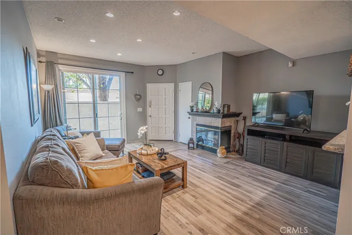 23709 Del Monte Drive 227, Valencia, California 91355