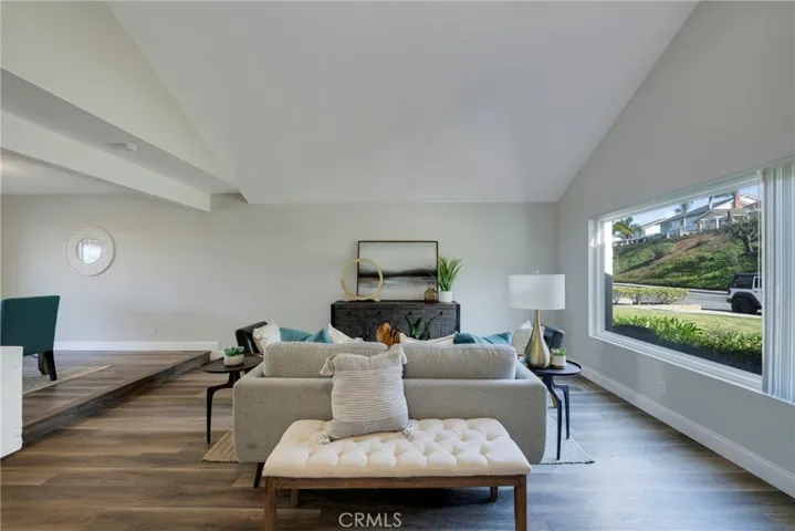 1034 S Rimwood Drive, Anaheim Hills, California 92807
