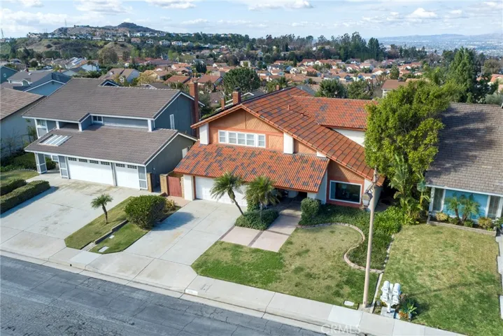 1034 S Rimwood Drive, Anaheim Hills, California 92807