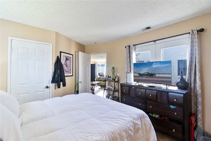 1058 Occidental Circle, Redlands, California 92374