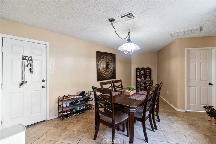 1058 Occidental Circle, Redlands, California 92374