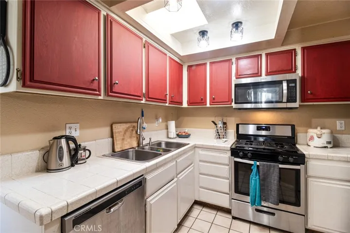 1058 Occidental Circle, Redlands, California 92374