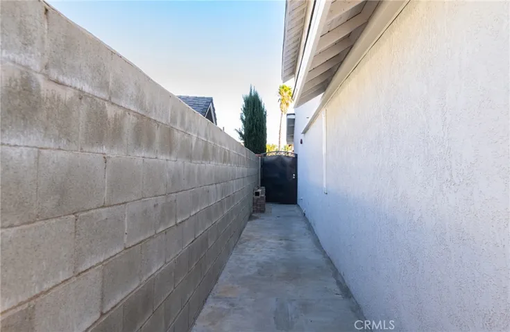 11488 Austin Court, Fontana, California 92337