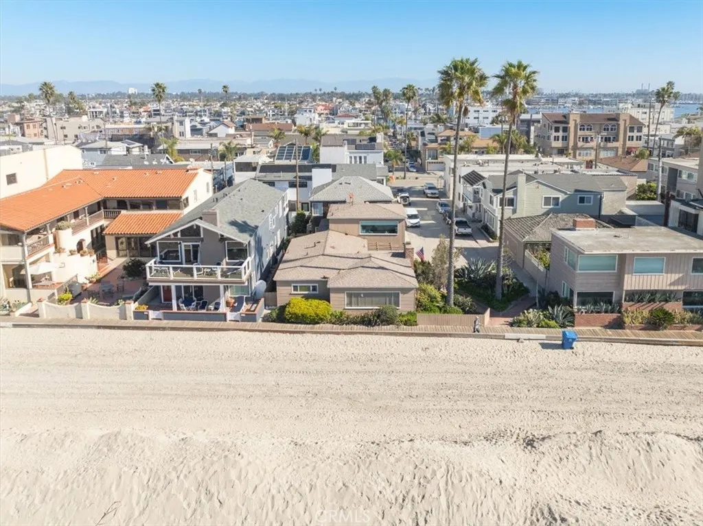 6025 E Seaside Walk, Long Beach, California 90803 home-pic-1