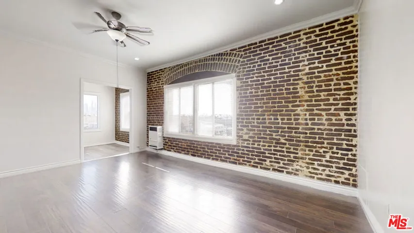 738 New Hampshire Avenue 110, Los Angeles, California 90005