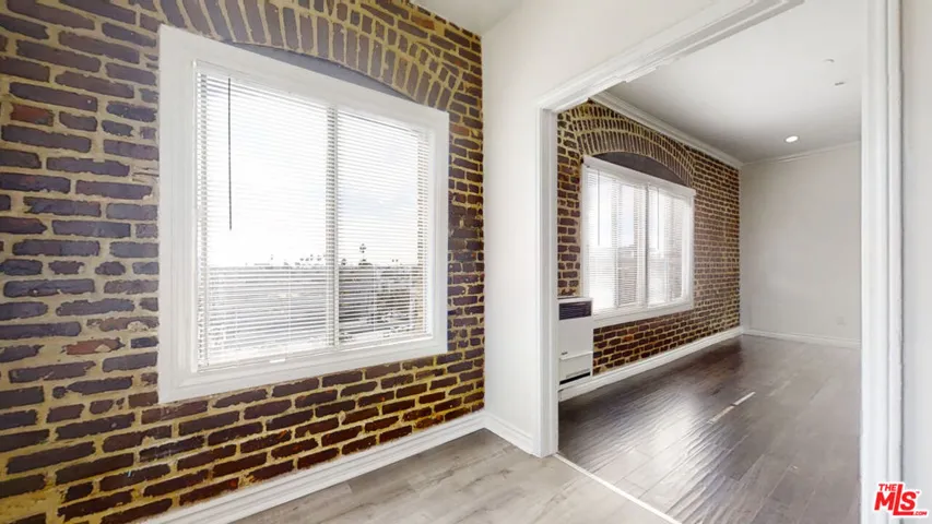 738 New Hampshire Avenue 110, Los Angeles, California 90005
