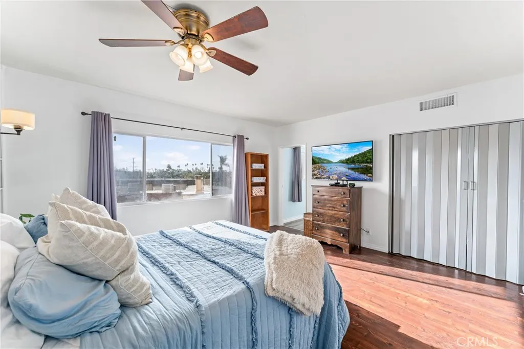 1323 N Spurgeon Street 4b, Santa Ana, California 92701 home-pic-22