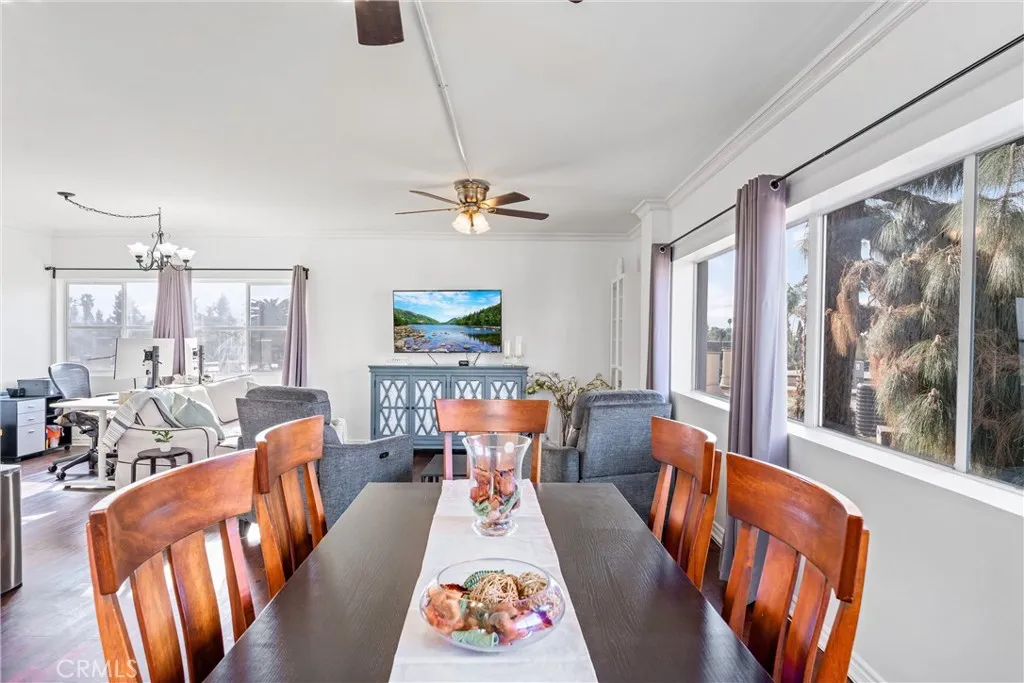 1323 N Spurgeon Street 4b, Santa Ana, California 92701 home-pic-6