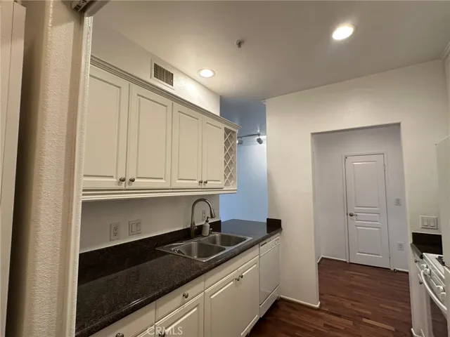 3211 Watermarke Place, Irvine, California 92612