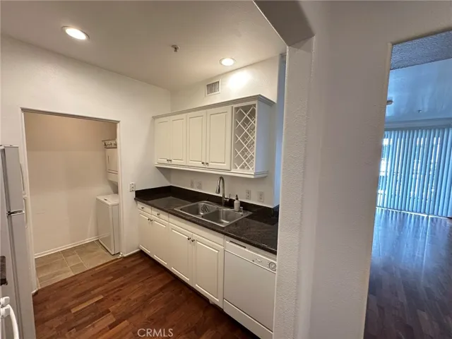 3211 Watermarke Place, Irvine, California 92612
