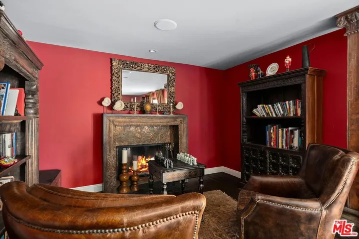 1618 Stradella Road, Los Angeles, California 90077