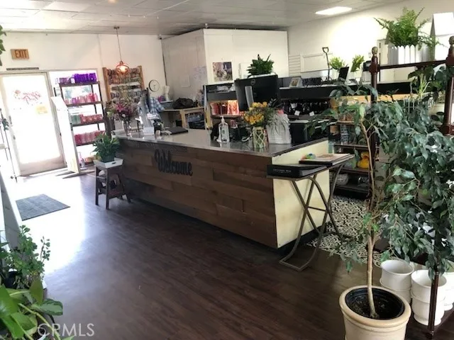 florist front counter toward ECR