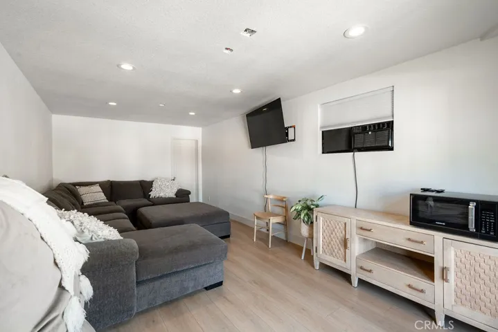ABOVE BARN ROOM