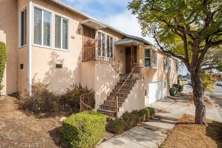 4479 W 61st Street, Windsor Hills, California 90043