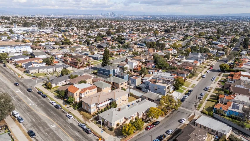 4479 W 61st Street, Windsor Hills, California 90043