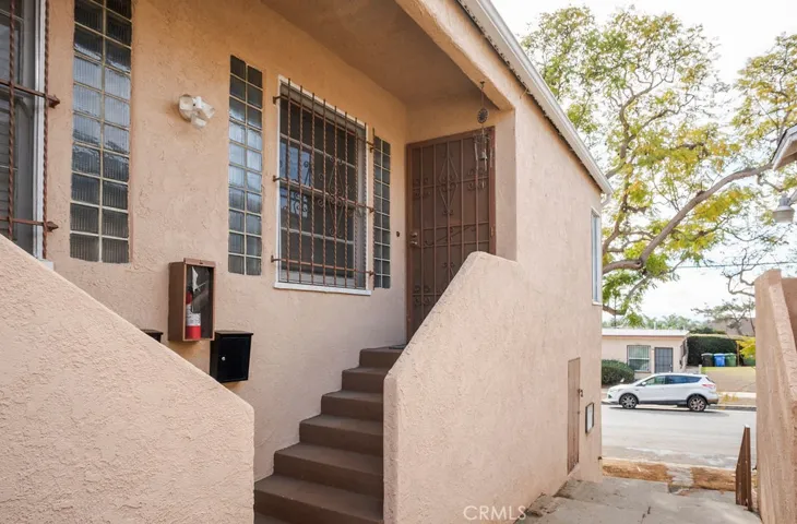 4479 W 61st Street, Windsor Hills, California 90043