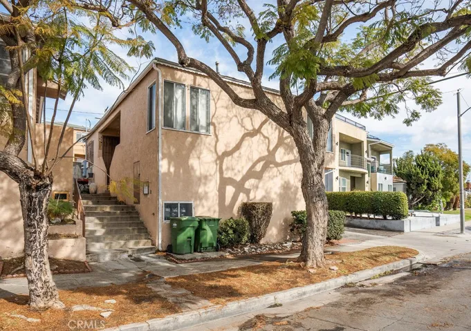 4479 W 61st Street, Windsor Hills, California 90043