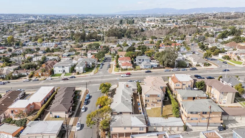 4479 W 61st Street, Windsor Hills, California 90043