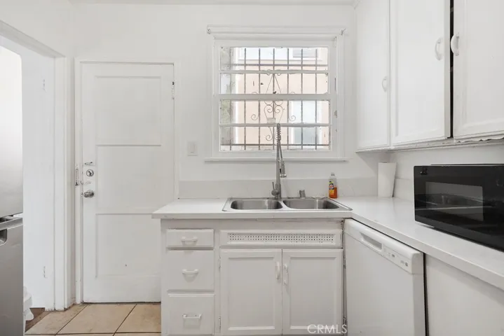 4479 W 61st Street, Windsor Hills, California 90043
