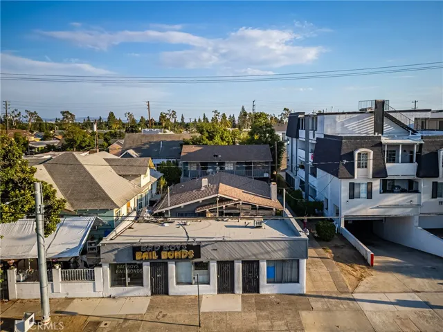 1106 W Santa Ana Boulevard, Santa Ana, California 92703
