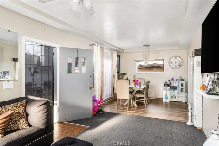 1106 W Santa Ana Boulevard, Santa Ana, California 92703