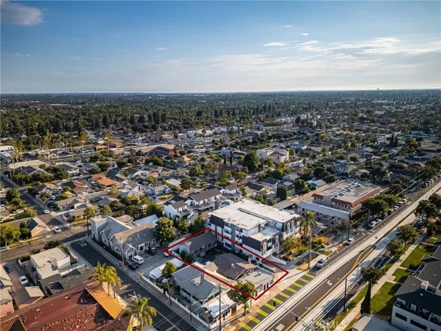 1106 W Santa Ana Boulevard, Santa Ana, California 92703
