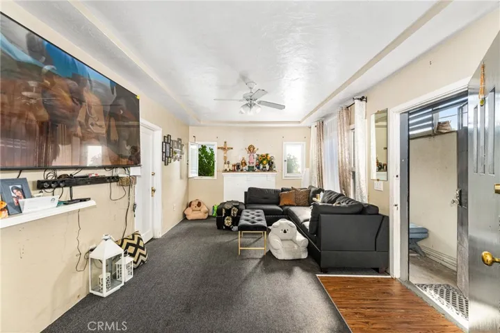 1106 W Santa Ana Boulevard, Santa Ana, California 92703