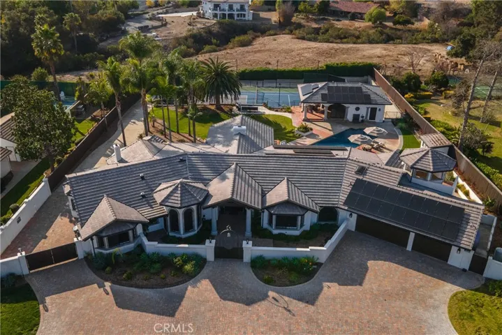 1129 Sugarbush Drive, Vista, California 92084
