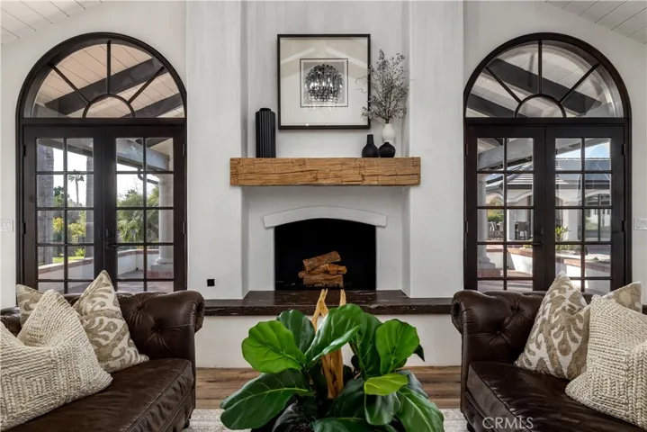 1129 Sugarbush Drive, Vista, California 92084