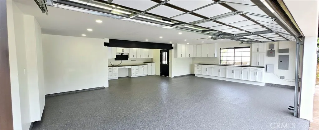 1129 Sugarbush Drive, Vista, California 92084
