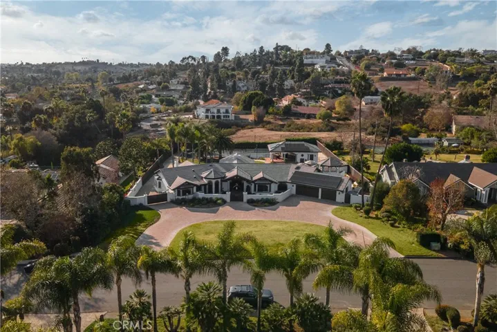 1129 Sugarbush Drive, Vista, California 92084