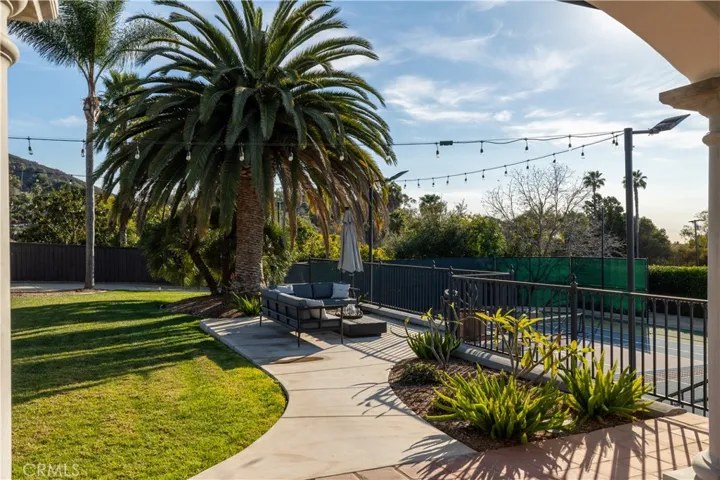 1129 Sugarbush Drive, Vista, California 92084